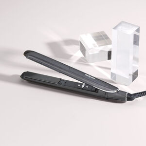 Platinum Diamond 235 Straightener